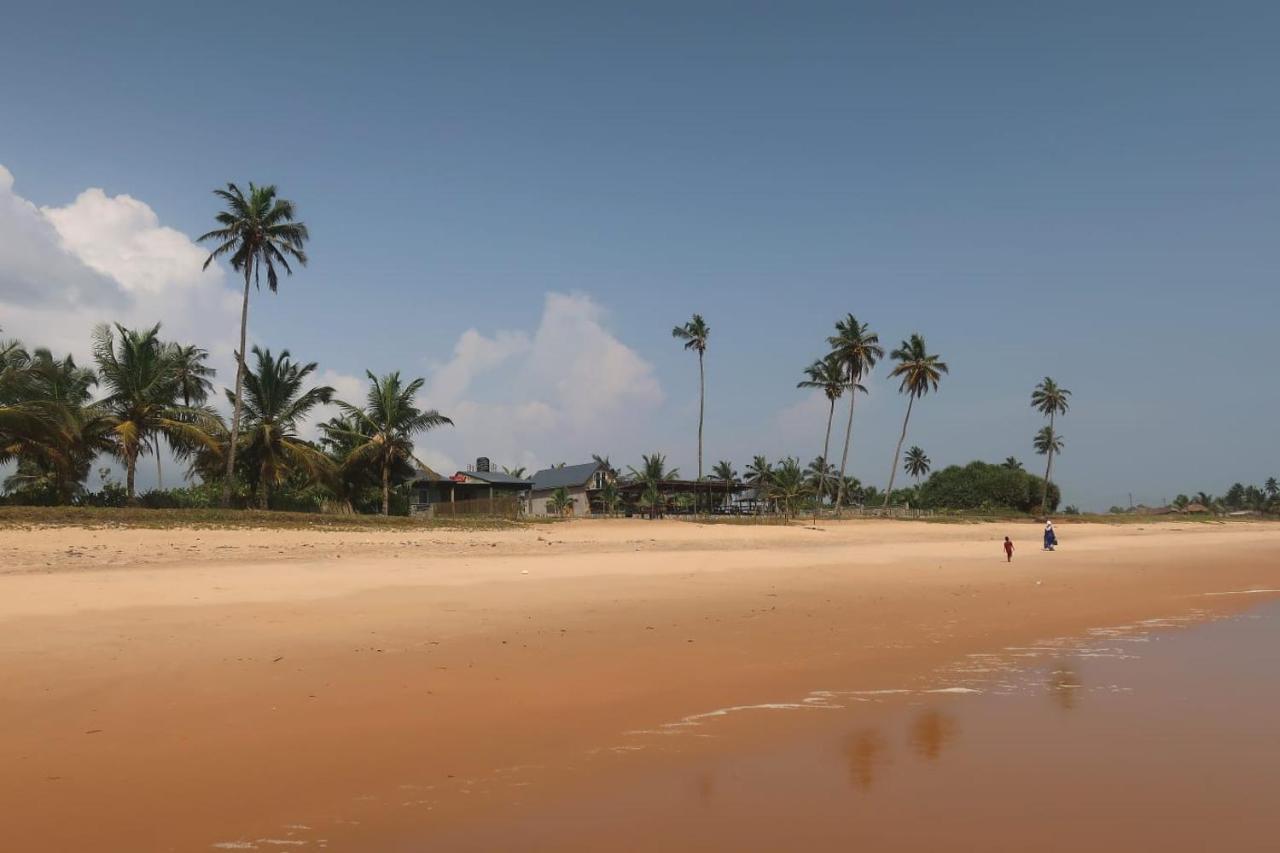 Afro Beach Eco Resort Butre 외부 사진