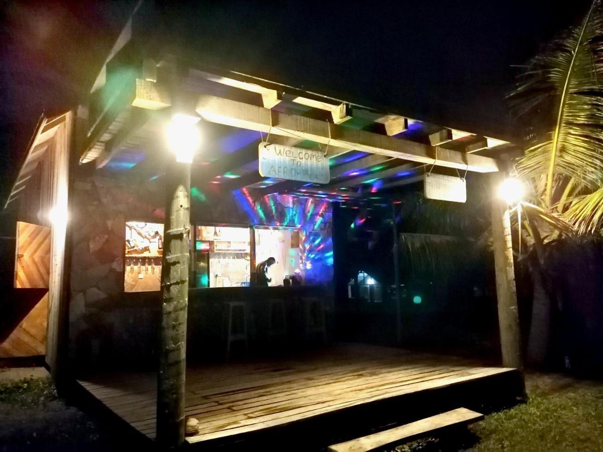 Afro Beach Eco Resort Butre 외부 사진