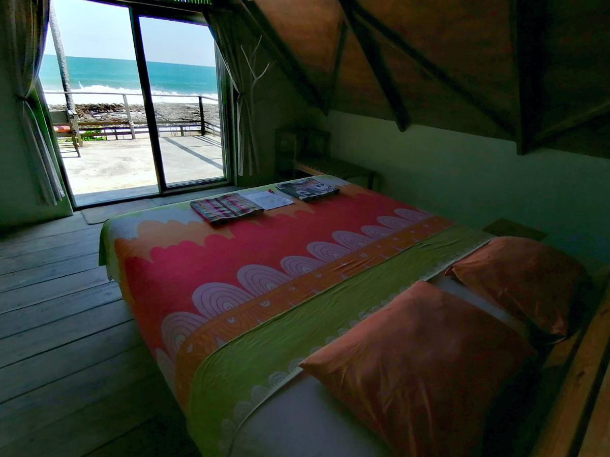 Afro Beach Eco Resort Butre 외부 사진